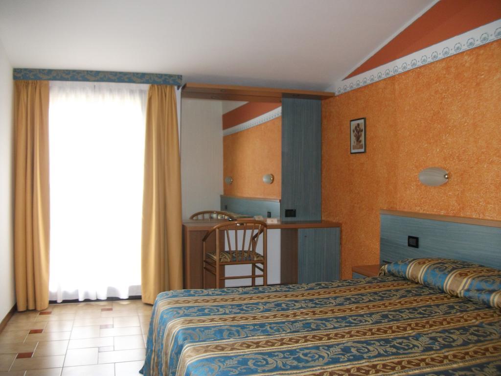 Dolci Colli Hotel 3*