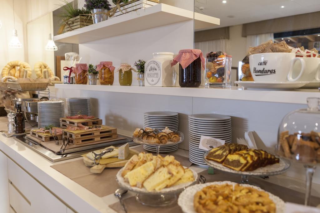Hotel Dolci Colli 3*