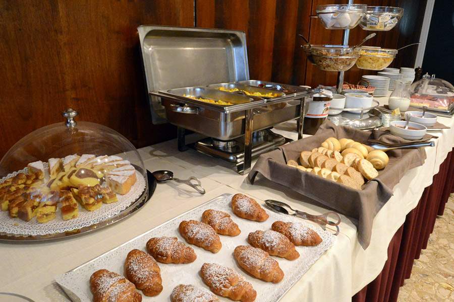 Hotel Dolci Colli 3*